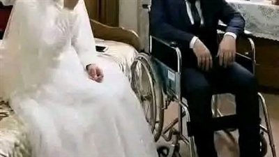 اجبرتني زوجه أبي علي الزواج من شاب ثري لكنة مقعد وفي ليلة زفافنا 