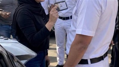 النقيبة سارة 